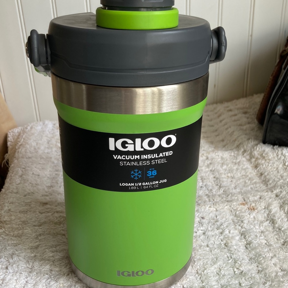 Igloo 1/2 Gallon Stainless Steel Sports Jug Green